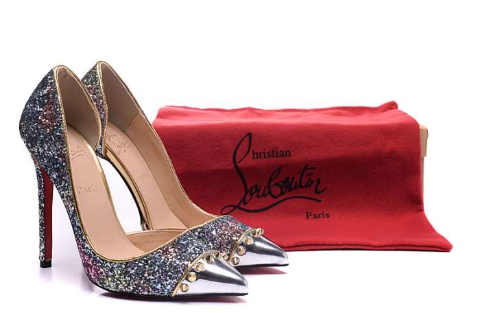 2020 Christian Louboutinクリスチャンルブタン ハイヒール スタッズ