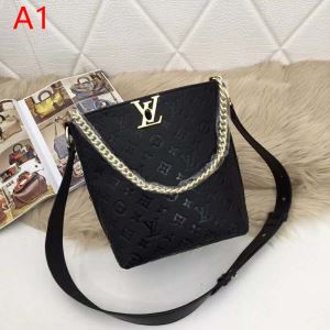 オシャレ印象で人気の高い 【2020年】夏のファッション ルイ ヴィトン LOUIS VUITTON ショルダーバッグ 3色可選