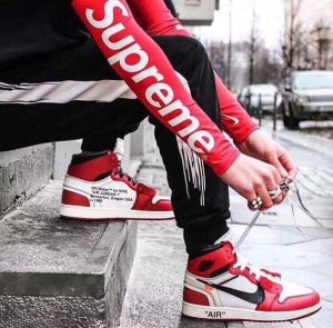 2020年人気満々のブランド シュプリーム SUPREME 2色可選 主役級のアイテム