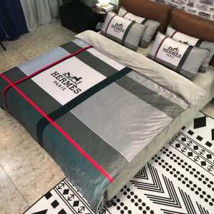 エルメス気になる2020年秋のファッション HERMES 寝具4点セット今年らし...