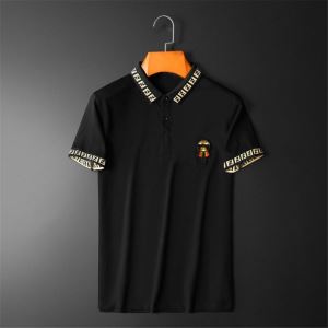 絶対に見逃せない フェンディ 2色可選 FENDI 累積売上総額第１位 半袖Tシャツ 20SS☆送料込