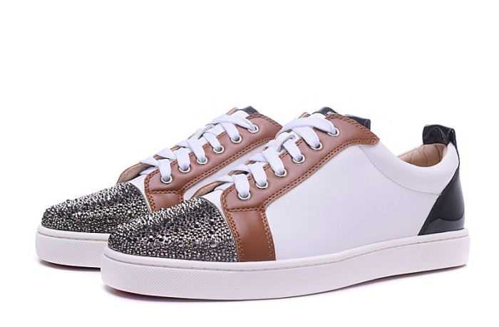 売れ筋のいい 2020秋冬クリスチャンルブタン Christian Louboutin フラットシューズ