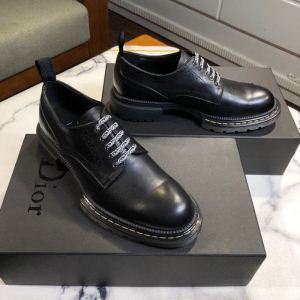 DIOR ディオール 革靴 2020年春夏のトレンドアイテム 春夏シンプルファッションでOK