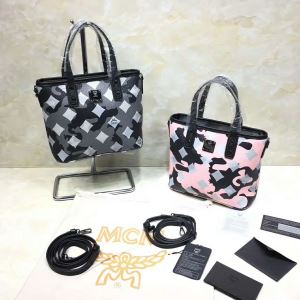 手持ちショルダー掛け 2020新作 お買い得品 エムシーエム コピー MCM 2色可選