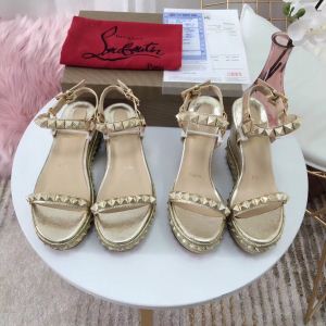 最近人気一番クリスチャンルブタンハイヒール履き心地 2色選択可 CHRISTIAN LOUBOUTIN