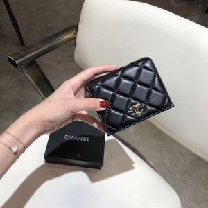 シャネル CHANEL 財布 2色可選 2020春夏も引き続きトレンド 春夏のトレンドアイテム