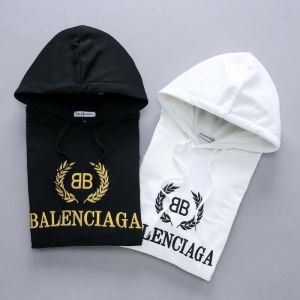 パーカー 2020秋に注目したい バレンシアガ BALENCIAGA ファッショ...
