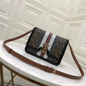 2020夏色っぽさ おしゃれデザインも大人気 バーバリー お洒落トレンド人気BURBERRY 夏の王道　適度な上品さ 多色選択可 レディースバッグ