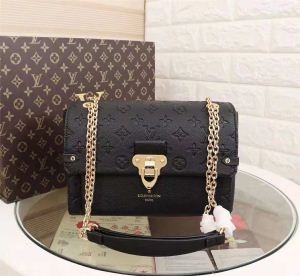 LOUIS VUITTON ルイ ヴィトン 秋季超人気アイテム 海外先行発売 ショルダーバッグ 4色可選
