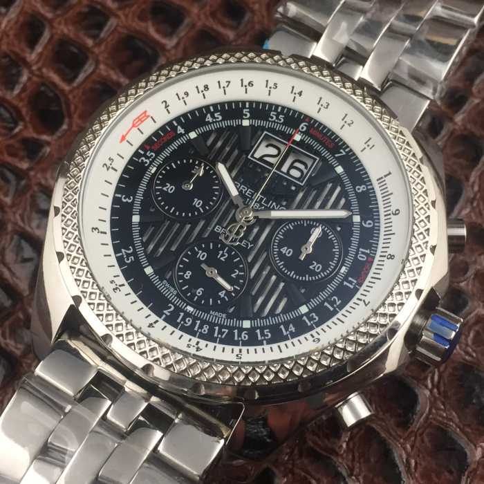 プレゼントに　ブライトリングBREITLING 個性的な男性用腕時計
