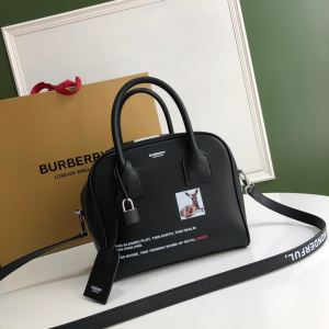 ぐっと鮮度がアップ バーバリー夏らしい抜け感を演出し BURBERRY2020年春夏シーズンの人気 レディースバッグ スタイリッシュに新着