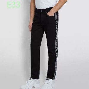 オススメしたい最新注目ファション 2020年最新ファッション ジバンシー GIVENCHY デニムパンツ