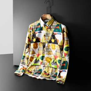 秋冬にお世話になる定番 バーバリー BURBERRY シャツ 気になる2020年秋のファッション
