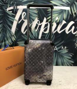 定番が欲しい方 ルイ ヴィトン2020夏ファション新品 LOUIS VUITTON スーツケースNEW素敵