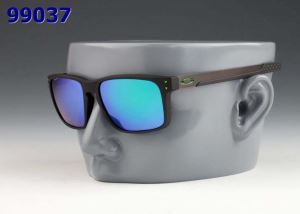 オークリー Oakley オシャレ印象で人気の高い 多色可選 2020年の春夏に...