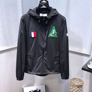 在庫有り モンクレール ウィンドブレーカー 新作 2020トレンドMONCLER コピー エレガントナイロンジャケットおしゃれメンズ