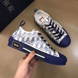 ディオールストリート系に大人気 DIOR デザインお洒落 スニーカー 最新の入荷商品