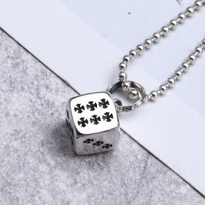 スタイルアップ上品 ペンダントトップ 気持ちいい真夏日にぴったり クロムハーツ CHROME HEARTS 透け感新作がイチ推し