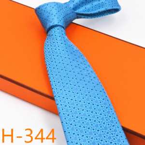 速報2020年秋ファッショントレンド エルメスとにかく完璧ブランド新作 HERMES ネクタイ