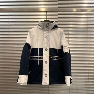 2020トレンドカラー秋冬セールシャネル ダウンジャケット CHANEL おすす...