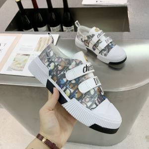 絶対おさえるべきカラーと最新 ディオール DIOR 最新秋冬トレンドをチェック202020秋冬 ランニングシューズ やっぱり優しい色