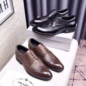 完売必須 革靴新作限定めっちゃ綺麗色 PRADA プラダ 2色可選 2020限定...