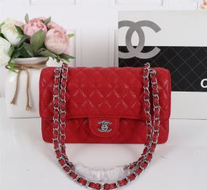 大人気のブランドの新作 レディースバッグ 破格値 シャネル CHANEL ストリート系に大人気