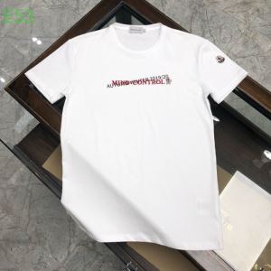 コーデの完成度を高める モンクレール多色可選 MONCLER この時期の一番人気は 半袖Tシャツ さらに魅力的