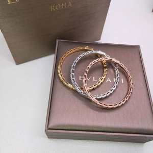 ぜひ今年のトレンドをチェック ブルガリちょっと大人の印象 BVLGARI 2020年春夏流行ファッションブレスレット 3色可選