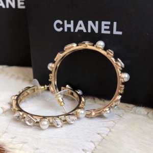 Chanel 限定シャネル ピアス コピー 激安2020話題の商品 おしゃれ ハイブランド アクセサリーレディースイヤリングコーデ