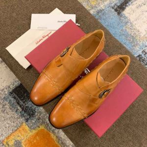 リラックススタイルが実現 サルヴァトーレフェラガモ FERRAGAMO 2020...