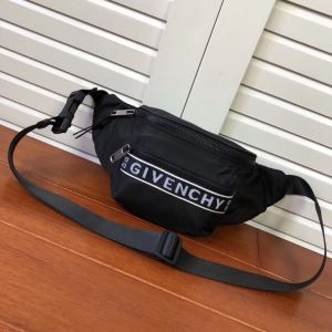 ウエストポーチ 絶対おさえるべきカラーと最新 3色可選 今年の流行りファション ジバンシー GIVENCHY 最新秋冬トレンドをチェック202020秋冬